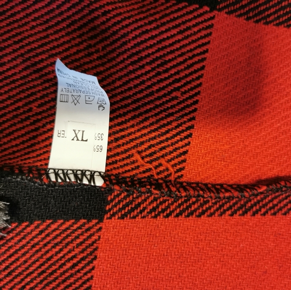 Vest - Picture 3 of 5